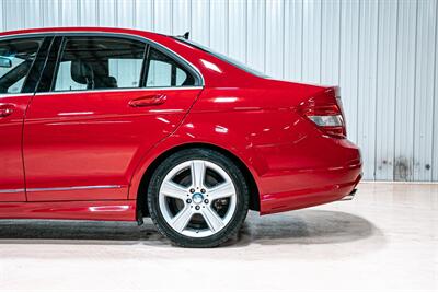 2010 Mercedes-Benz C 300 Luxury 4MATIC   - Photo 4 - Sylvania, OH 43560