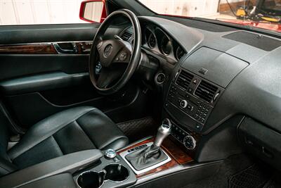 2010 Mercedes-Benz C 300 Luxury 4MATIC   - Photo 28 - Sylvania, OH 43560