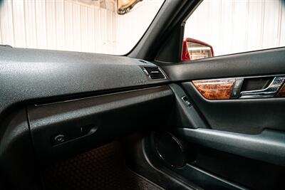 2010 Mercedes-Benz C 300 Luxury 4MATIC   - Photo 20 - Sylvania, OH 43560