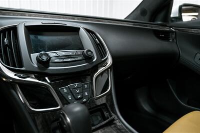 2016 Buick LaCrosse Sport Touring - Photo 16 - Sylvania, OH 43560
