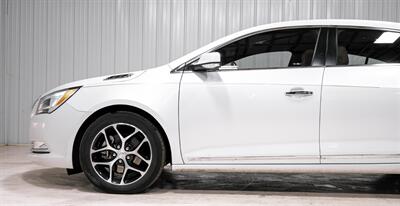 2016 Buick LaCrosse Sport Touring - Photo 3 - Sylvania, OH 43560