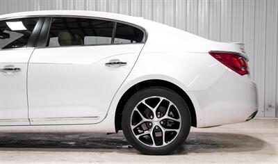 2016 Buick LaCrosse Sport Touring - Photo 4 - Sylvania, OH 43560