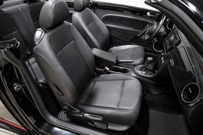 2013 Volkswagen Beetle Convertible Turbo - Photo 22 - Sylvania, OH 43560