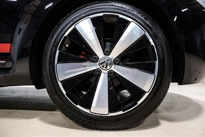 2013 Volkswagen Beetle Convertible Turbo - Photo 14 - Sylvania, OH 43560