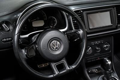 2013 Volkswagen Beetle Convertible Turbo - Photo 17 - Sylvania, OH 43560