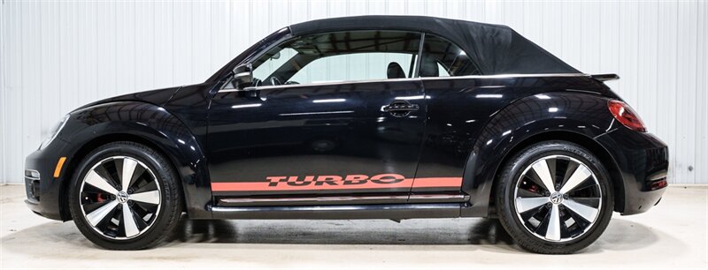 2013 Volkswagen Beetle Convertible Turbo  