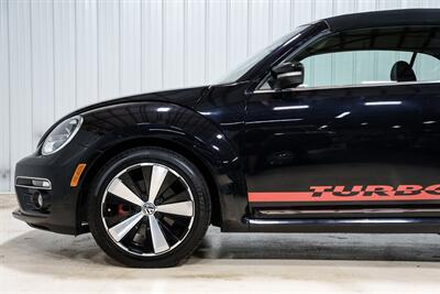 2013 Volkswagen Beetle Convertible Turbo - Photo 3 - Sylvania, OH 43560