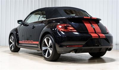 2013 Volkswagen Beetle Convertible Turbo - Photo 5 - Sylvania, OH 43560