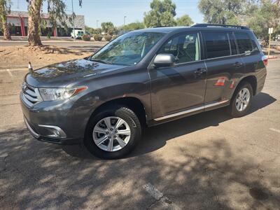 2011 Toyota Highlander   - Photo 5 - Mesa, AZ 85210