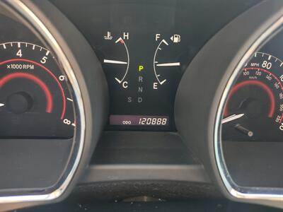 2011 Toyota Highlander   - Photo 6 - Mesa, AZ 85210