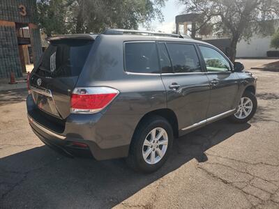 2011 Toyota Highlander   - Photo 14 - Mesa, AZ 85210