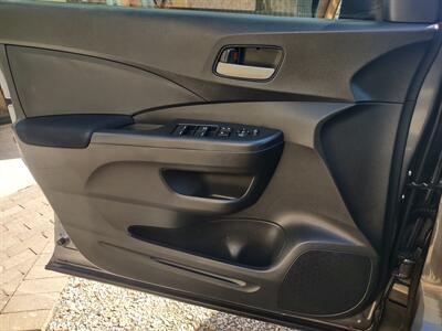 2016 Honda CR-V SE - Photo 6 - Mesa, AZ 85210