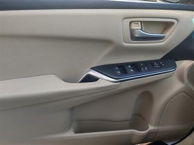 2017 Toyota Camry LE   - Photo 6 - Mesa, AZ 85210