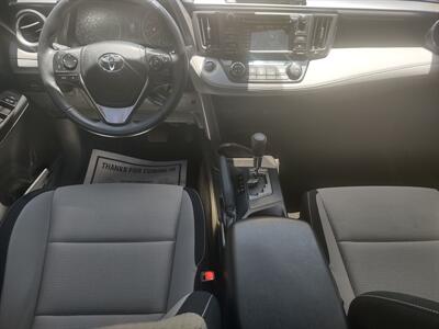 2018 Toyota RAV4 XLE   - Photo 9 - Mesa, AZ 85210