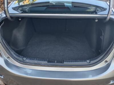 2015 Mazda Mazda3 i Sport   - Photo 13 - Mesa, AZ 85210