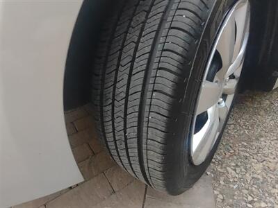 2018 Toyota Corolla LE - Photo 16 - Mesa, AZ 85210