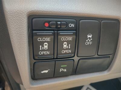 2013 Honda Odyssey Touring - Photo 6 - Mesa, AZ 85210