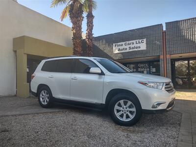 2013 Toyota Highlander Plus   - Photo 3 - Mesa, AZ 85210