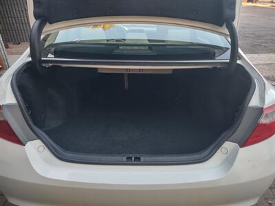 2017 Toyota Camry LE   - Photo 17 - Mesa, AZ 85210