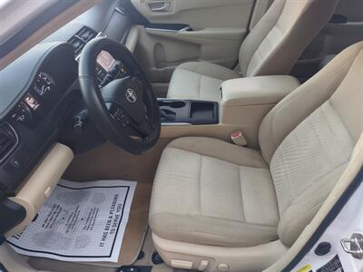 2017 Toyota Camry LE   - Photo 12 - Mesa, AZ 85210