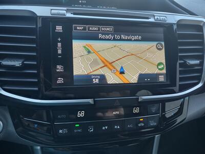 2016 Honda Accord EX-L w/Navi w/Honda Sensi   - Photo 15 - Mesa, AZ 85210
