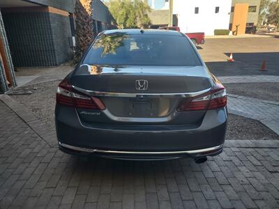 2016 Honda Accord EX-L w/Navi w/Honda Sensi   - Photo 20 - Mesa, AZ 85210