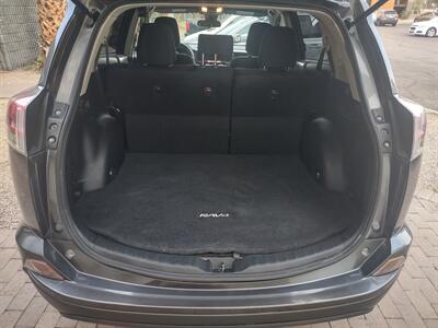 2018 Toyota RAV4 LE   - Photo 15 - Mesa, AZ 85210