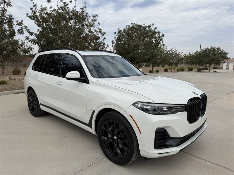 2021 BMW X7 xDrive40i  
