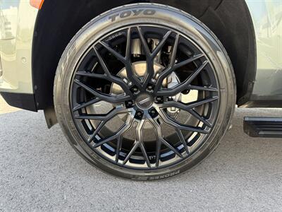 2023 Cadillac Escalade Sport Platinum   - Photo 12 - Mesa, AZ 85212