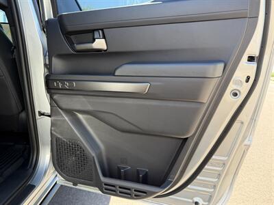 2026 Toyota Tacoma TRD Off Road HV   - Photo 40 - Mesa, AZ 85212