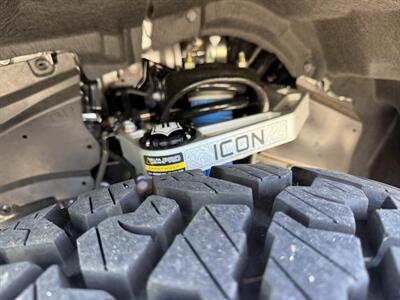 2026 Toyota Tacoma TRD Off Road HV   - Photo 13 - Mesa, AZ 85212