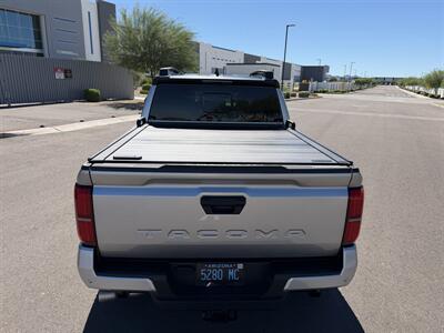 2026 Toyota Tacoma TRD Off Road HV   - Photo 10 - Mesa, AZ 85212
