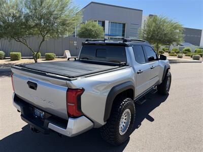 2026 Toyota Tacoma TRD Off Road HV   - Photo 11 - Mesa, AZ 85212