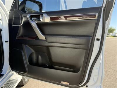 2019 Lexus GX 460   - Photo 27 - Mesa, AZ 85212