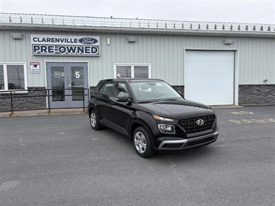 2021 Hyundai VENUE SE   - Photo 2 - Clarenville, NL A5A 2C4