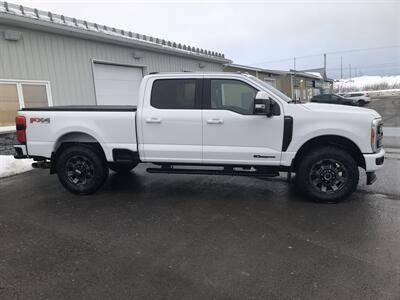 2023 Ford F-250 Super Duty Lariat   - Photo 3 - Clarenville, NL A5A 2C4