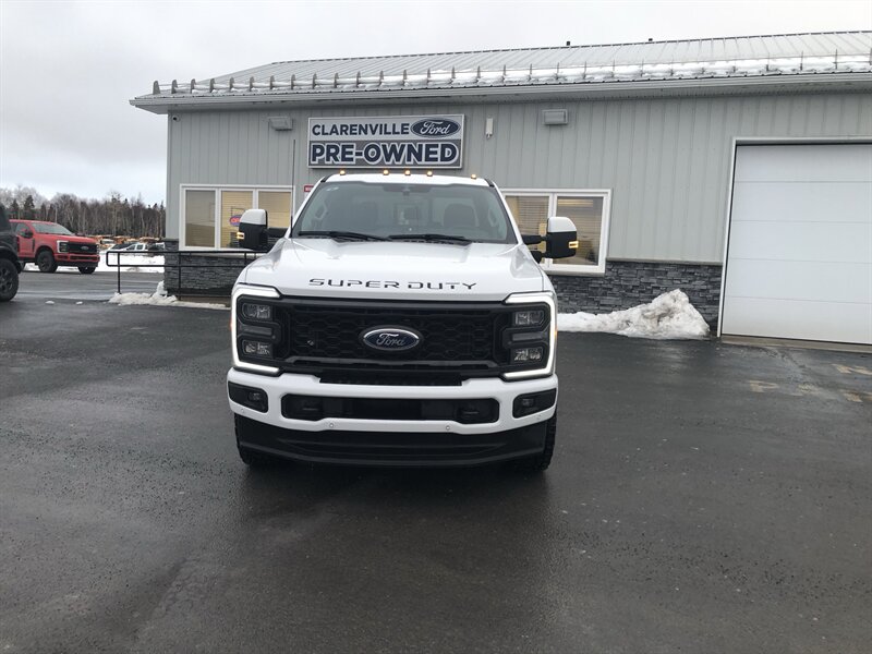 2023 Ford F-250 Super Duty Lariat   - Photo 1 - Clarenville, NL A5A 2C4