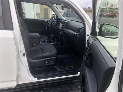 2021 Toyota 4Runner TRD Off-Road Premium   - Photo 6 - St John's, NL A1B 1C2