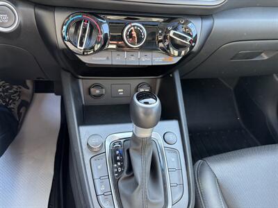 2023 Hyundai KONA SEL   - Photo 9 - Clarenville, NL A5A 2C4