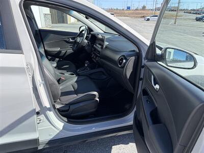 2023 Hyundai KONA SEL   - Photo 5 - Clarenville, NL A5A 2C4