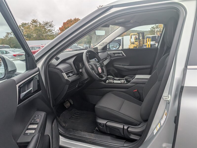 2025 Mitsubishi Outlander ES - Photo 6 - St John's, NL A1B 1C2
