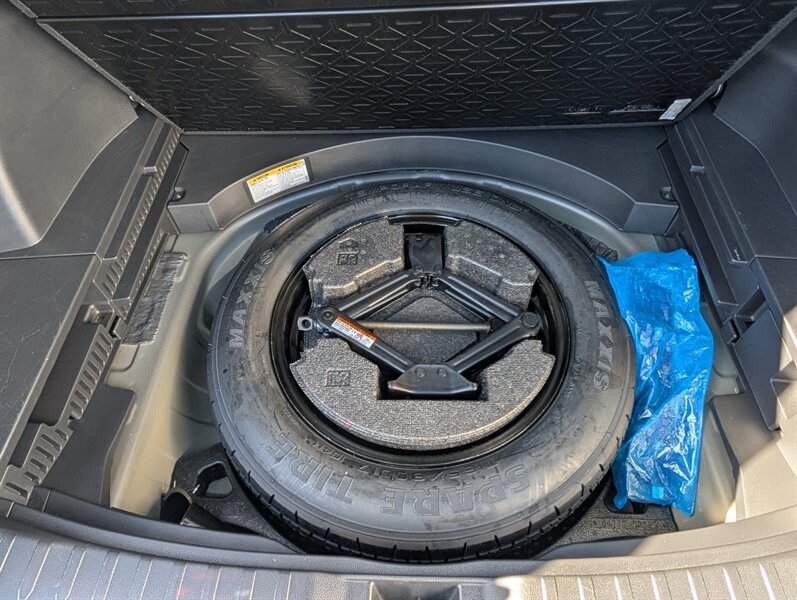 2025 Toyota RAV4 LE - Photo 9 - St John's, NL A1B 1C2