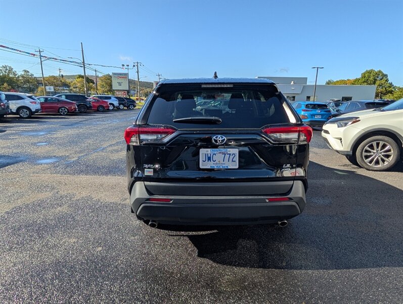 2025 Toyota RAV4 LE - Photo 6 - St John's, NL A1B 1C2