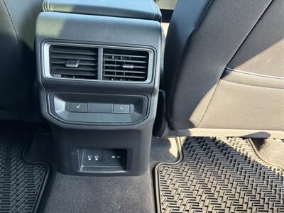 2024 Volkswagen Atlas Cross Sport SEL Premium R-Line 4Motion - Photo 20 - Clarenville, NL A5A 2C4