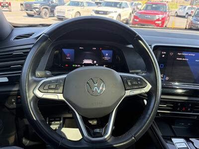 2024 Volkswagen Atlas Cross Sport SEL Premium R-Line 4Motion - Photo 11 - Clarenville, NL A5A 2C4