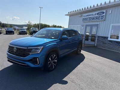 2024 Volkswagen Atlas Cross Sport SEL Premium R-Line 4Motion - Photo 2 - Clarenville, NL A5A 2C4