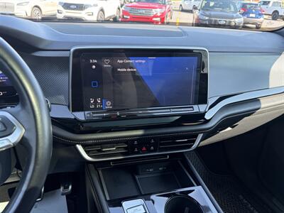 2024 Volkswagen Atlas Cross Sport SEL Premium R-Line 4Motion - Photo 8 - Clarenville, NL A5A 2C4