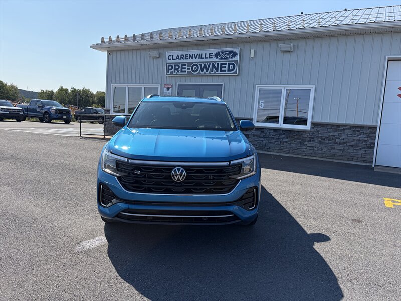 2024 Volkswagen Atlas Cross Sport SEL Premium R-Line 4Motion   - Photo 1 - Clarenville, NL A5A 2C4