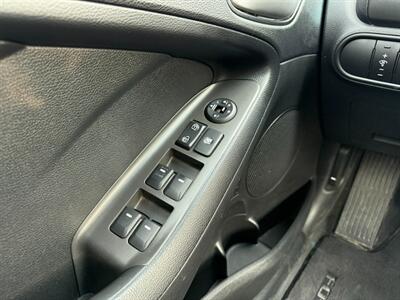 2017 Kia Forte LX   - Photo 29 - St John's, NL A1B 1C2