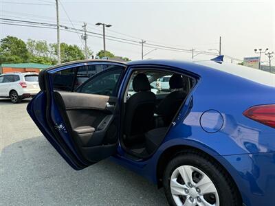 2017 Kia Forte LX   - Photo 17 - St John's, NL A1B 1C2